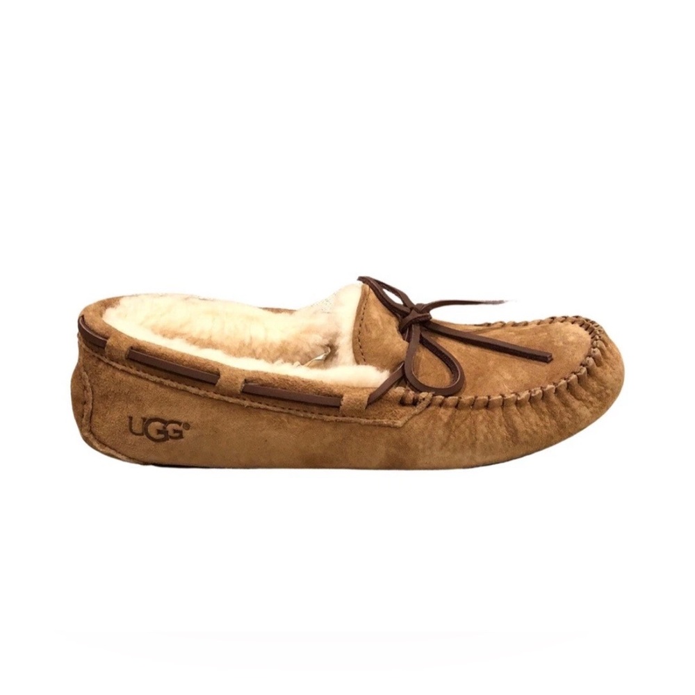 UGG Dakota Chestnut Brown Wool-lined Suede Moccasins